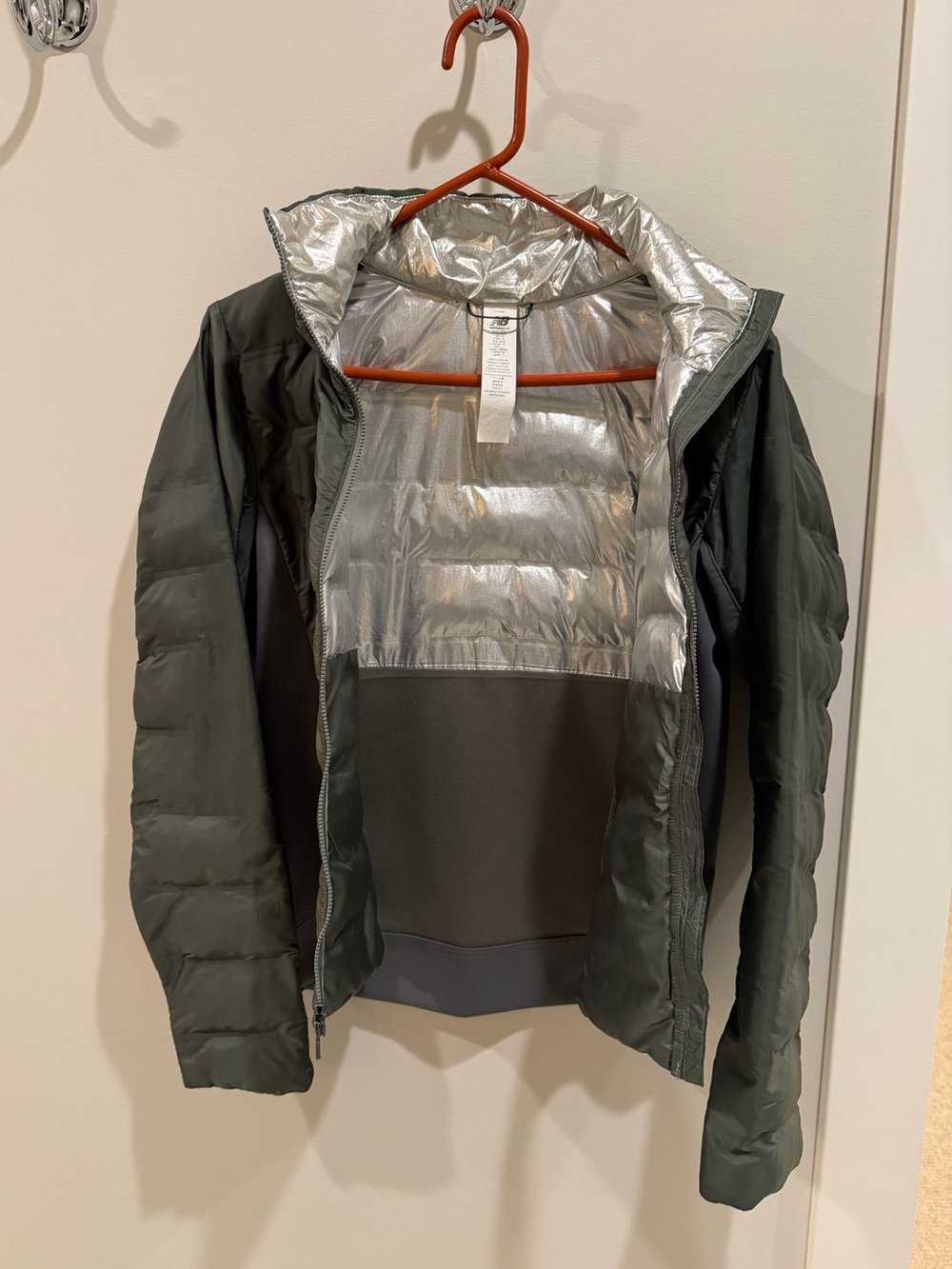 New Balance jacket - Picture 3 of 9